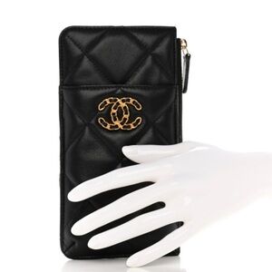 Chanel 19 Phone Holder Wallet Wristlet Goatskin Black